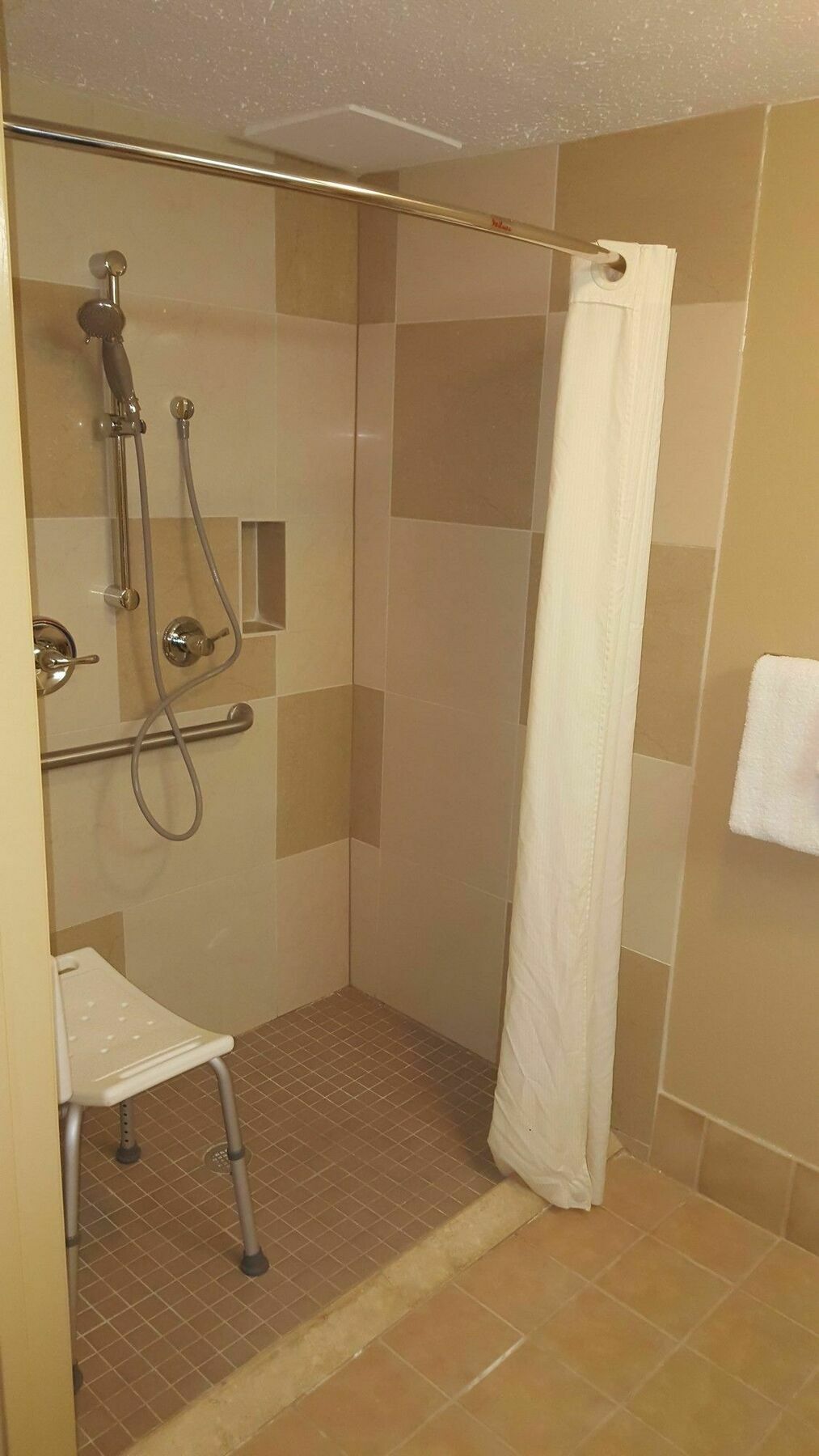 מלון Super 8 By Wyndham Raleigh North East מראה חיצוני תמונה